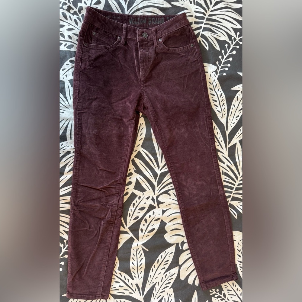 Volcom women’s corduroy high waisted skinny pants